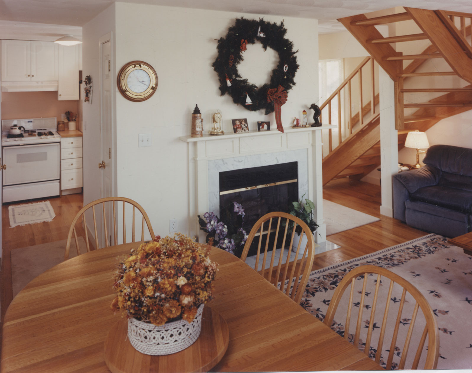 Three Little Sisters - Living Area
